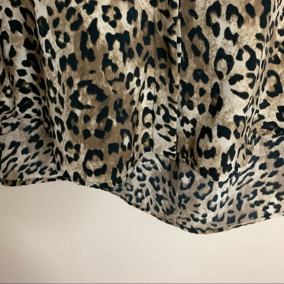 [H&M] Size: 4 Brown & Black Leopard Animal Print Long Sleeve Button Down Top - Picture 4 of 9